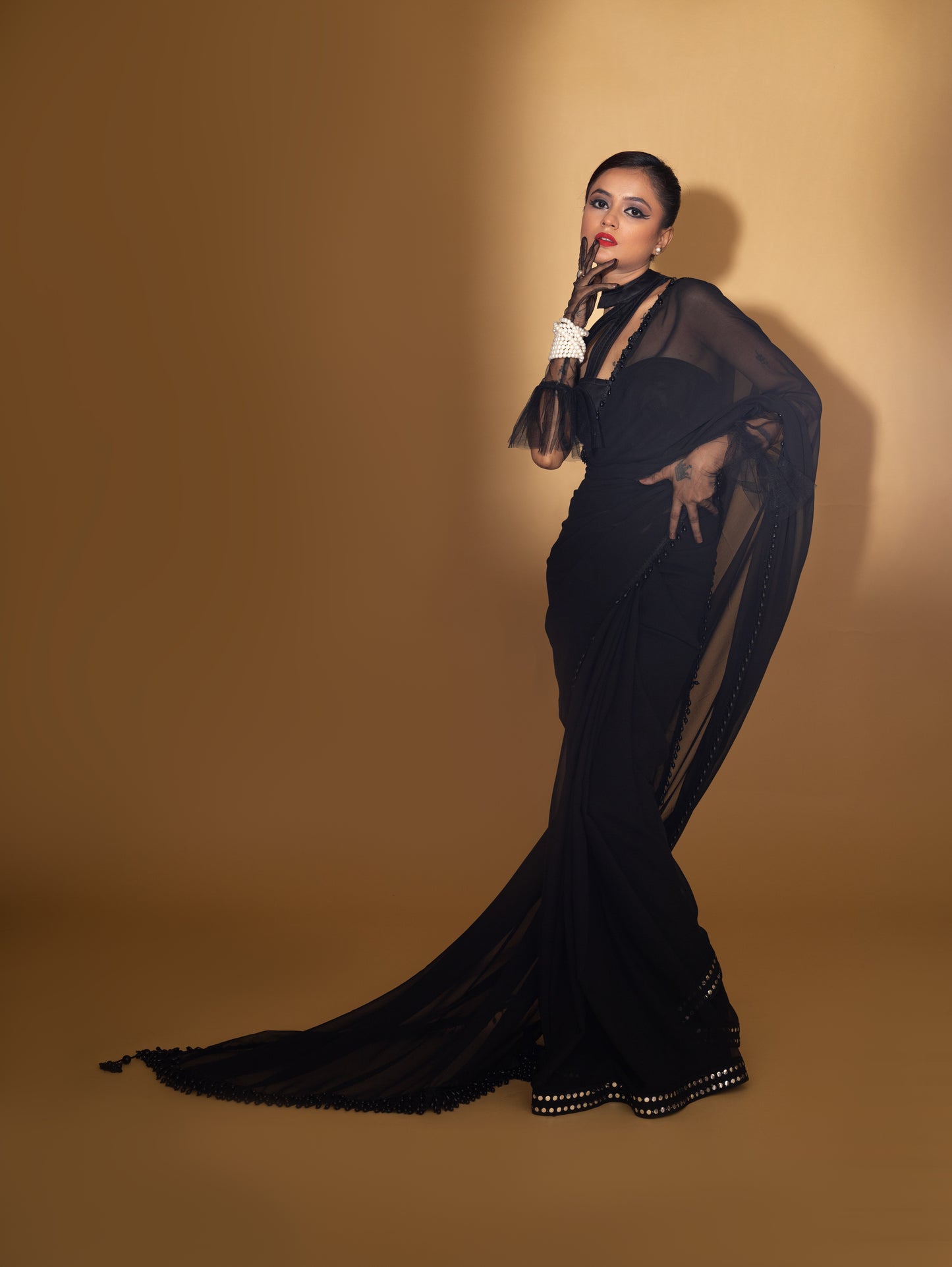 RANI's SABLE MIDAS SAREE WITH BELT , CORSET & PETICOTE