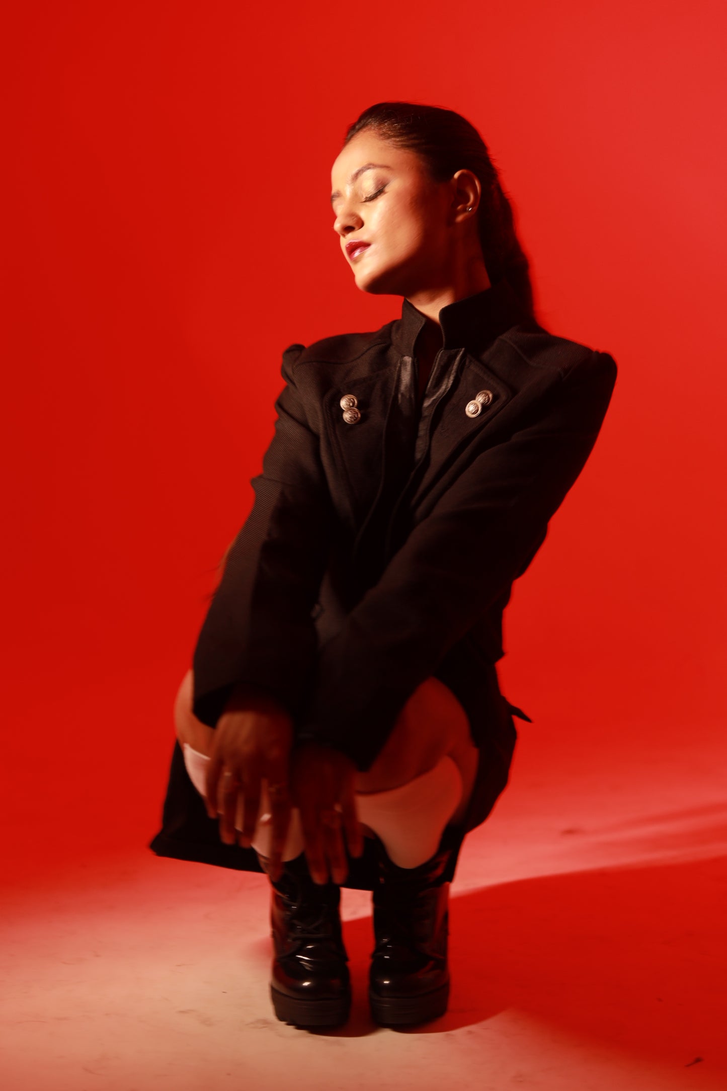 ATA'S BLACK MINI BLAZER