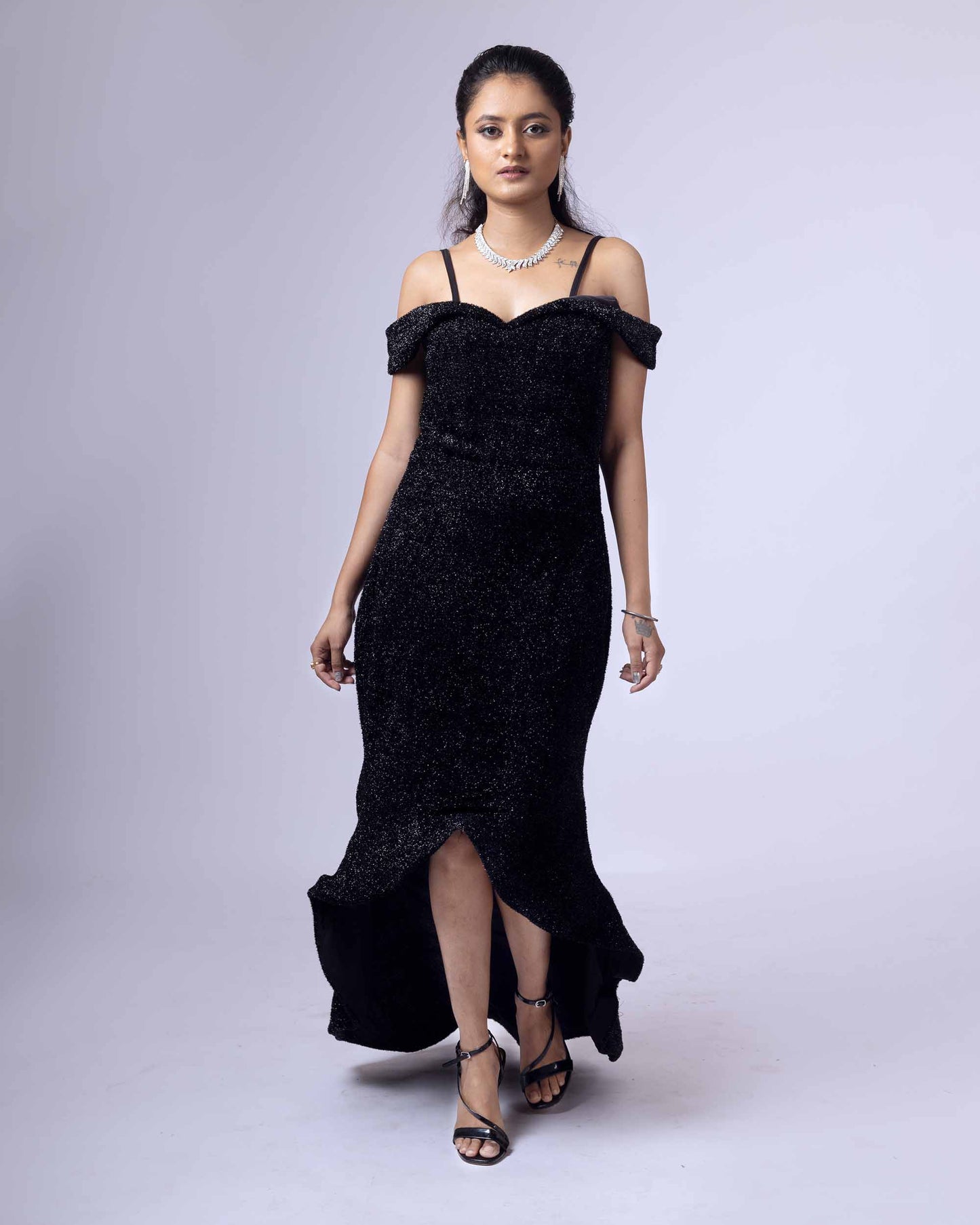 DRAMAQUEEN'S JET BLACK FISH  CUT TRAIL GOWN