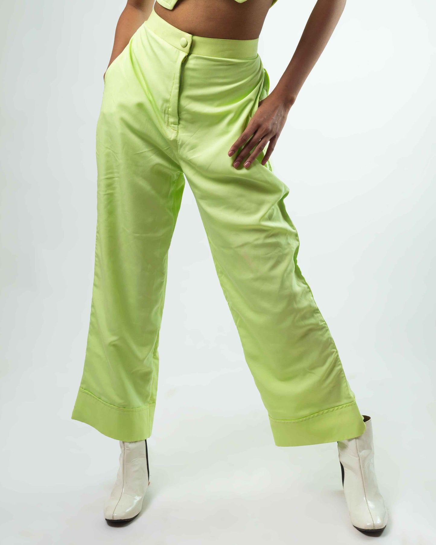 DREAMY MINT TIE KNOT TOP & HIGH WAISTED BOX PANTS