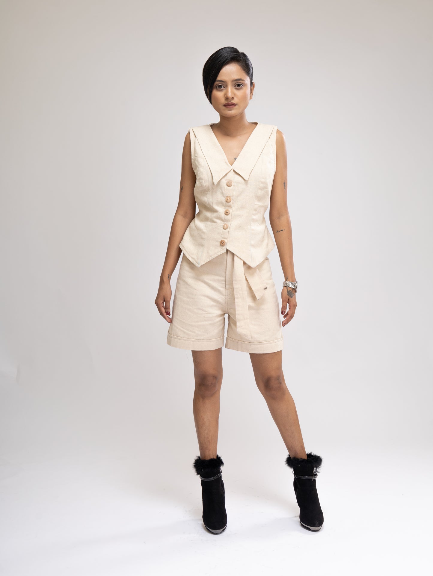 CO-ORD (SET OF 2 )- TAILORED WAIST COAT & BERMUDA SHORTS