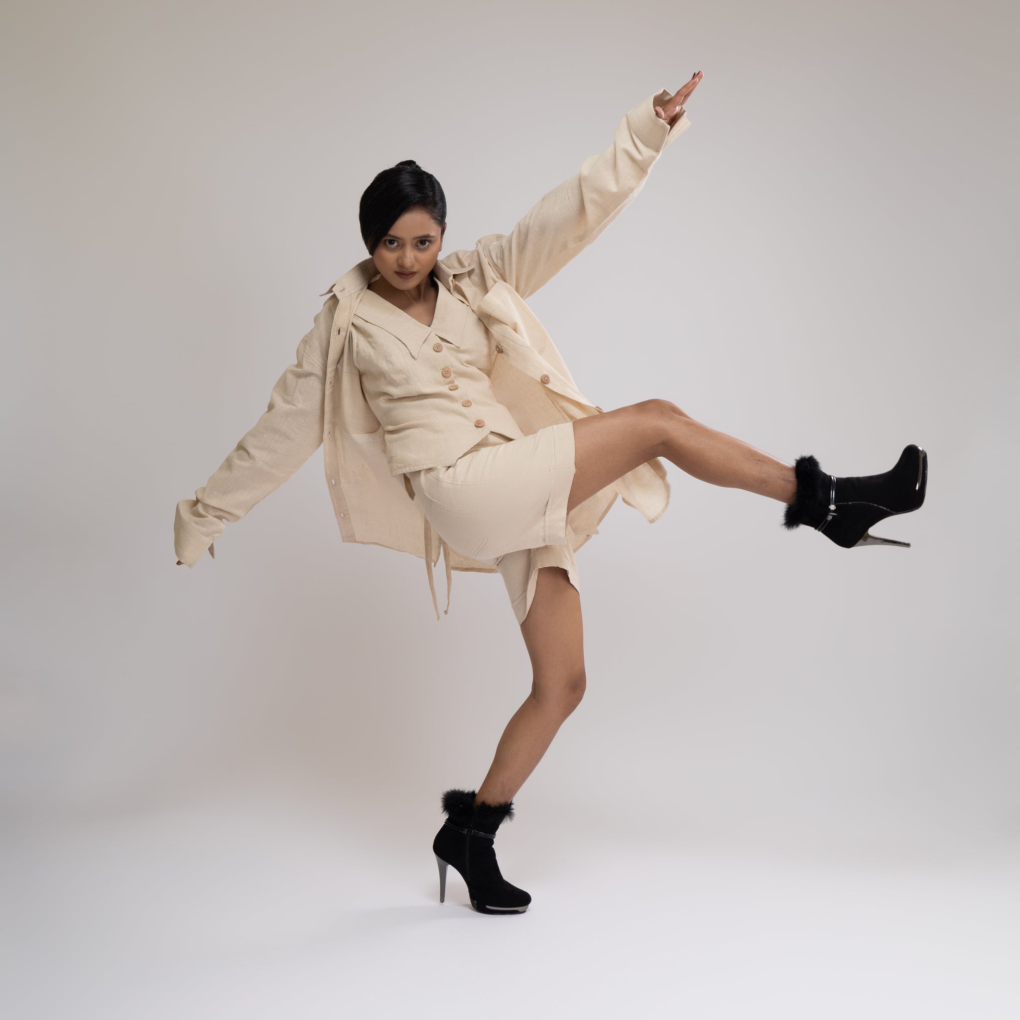 CO-ORDS (SET OF 3) -  OVERSIZED SHIRT + TAILORED WAISTCOAT & BERMUDA SHORTS