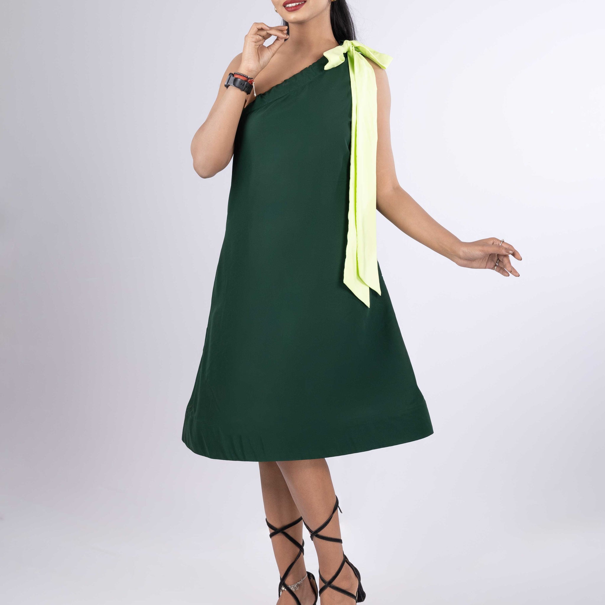 DREAMY EMERALD GREEN  ONE SHOULDER ROBE