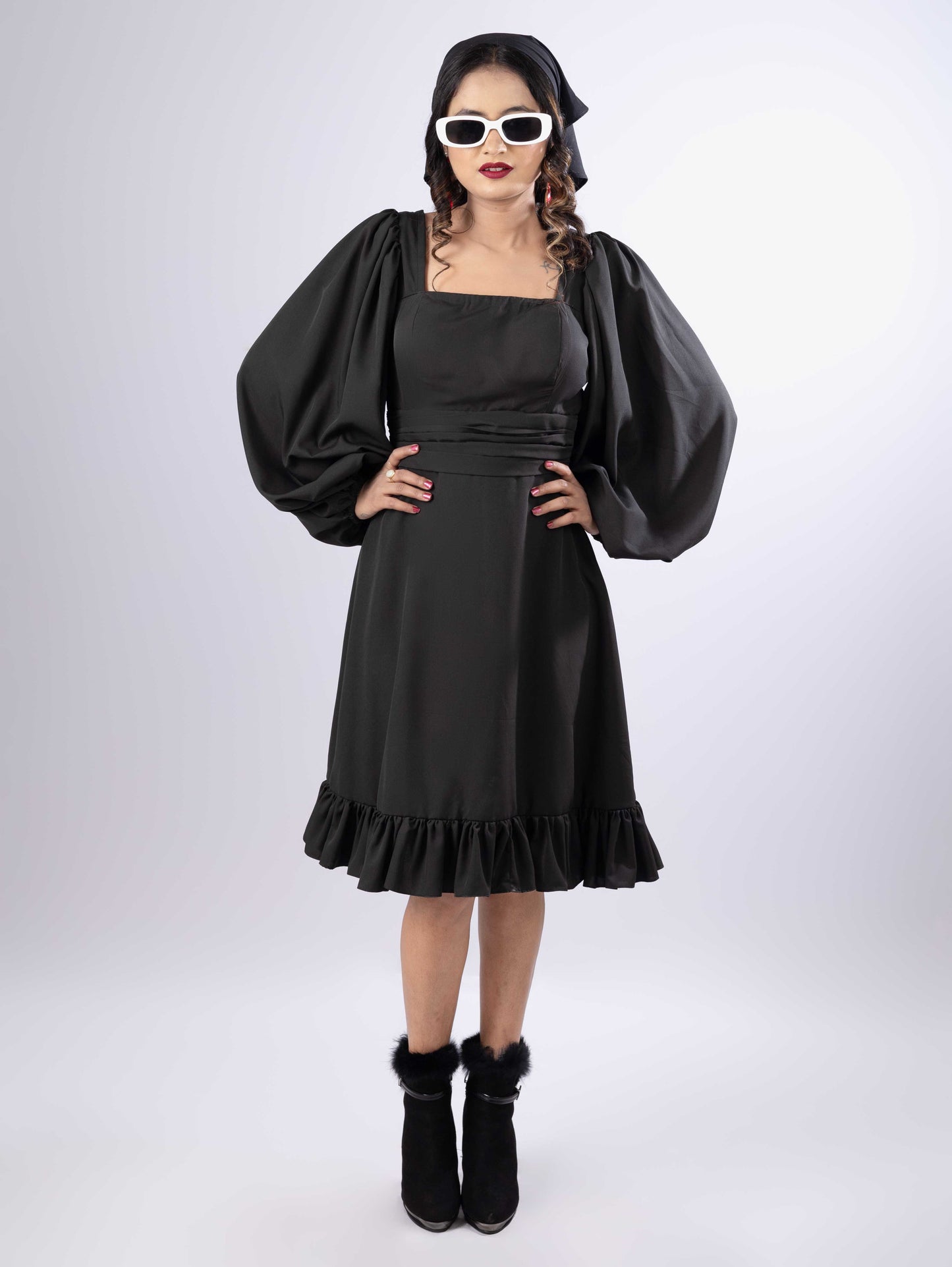 DREAMY JET BLACK  RUFFLE  ROBE