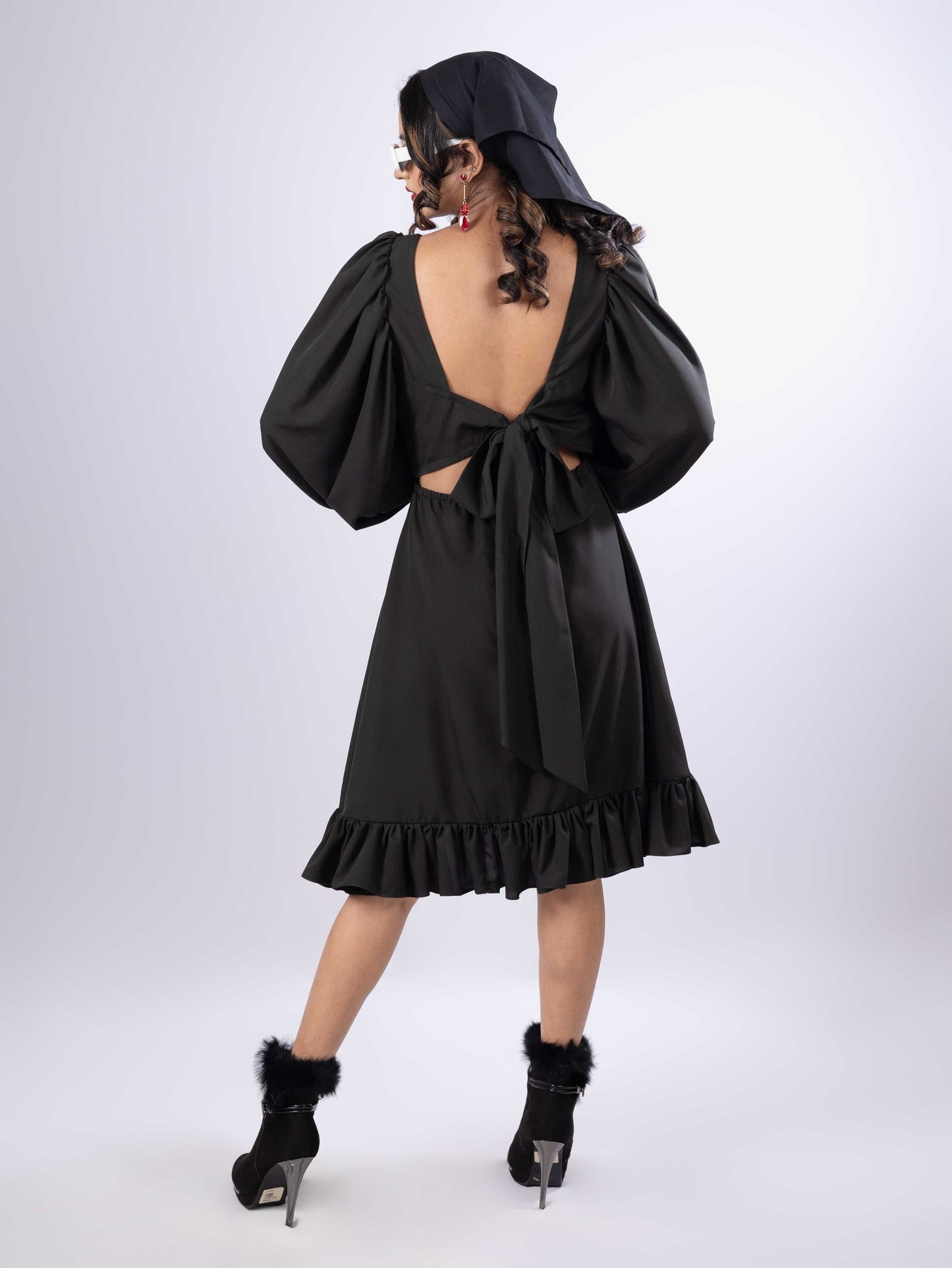 DREAMY JET BLACK  RUFFLE  ROBE