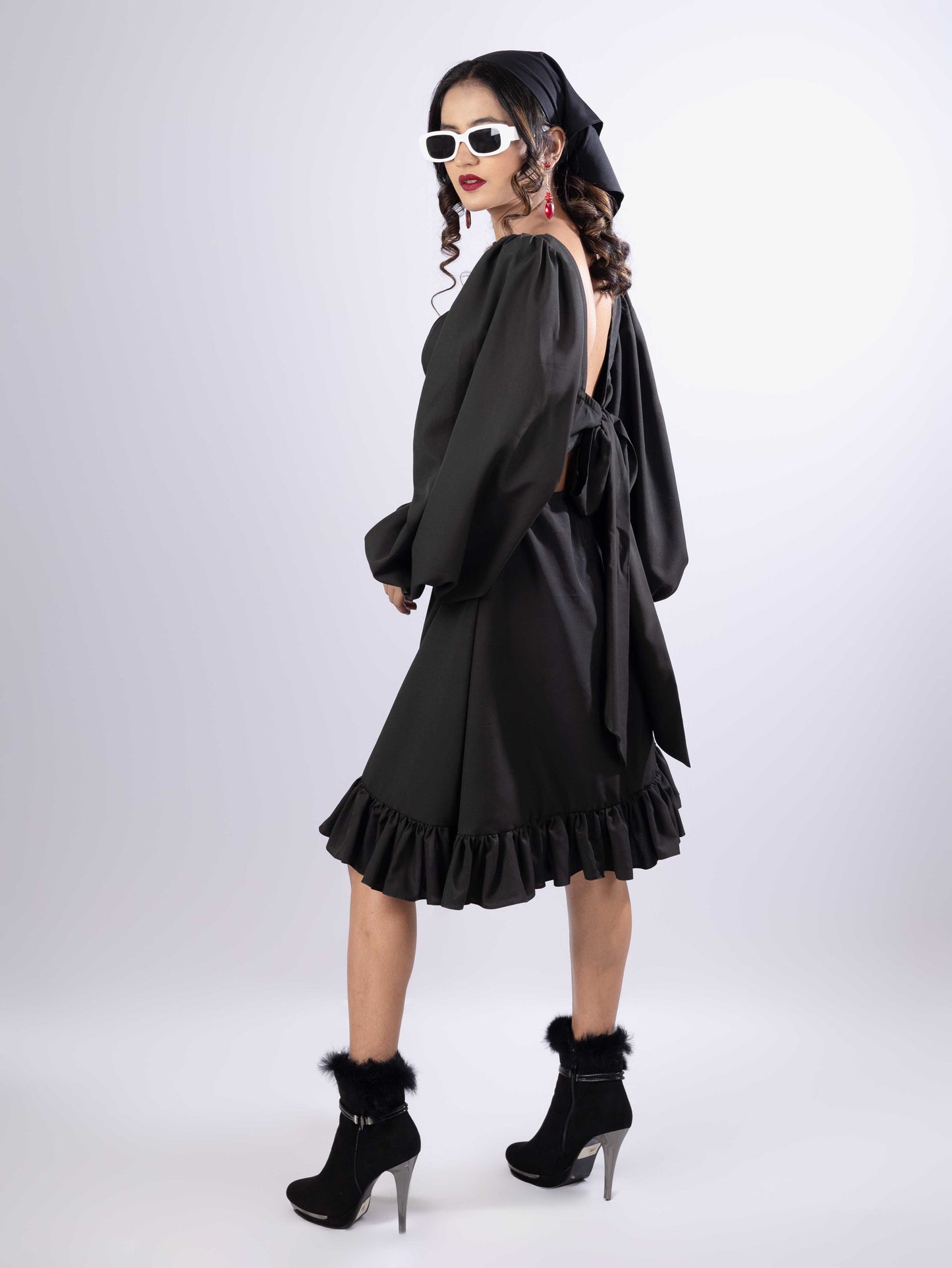 DREAMY JET BLACK  RUFFLE  ROBE