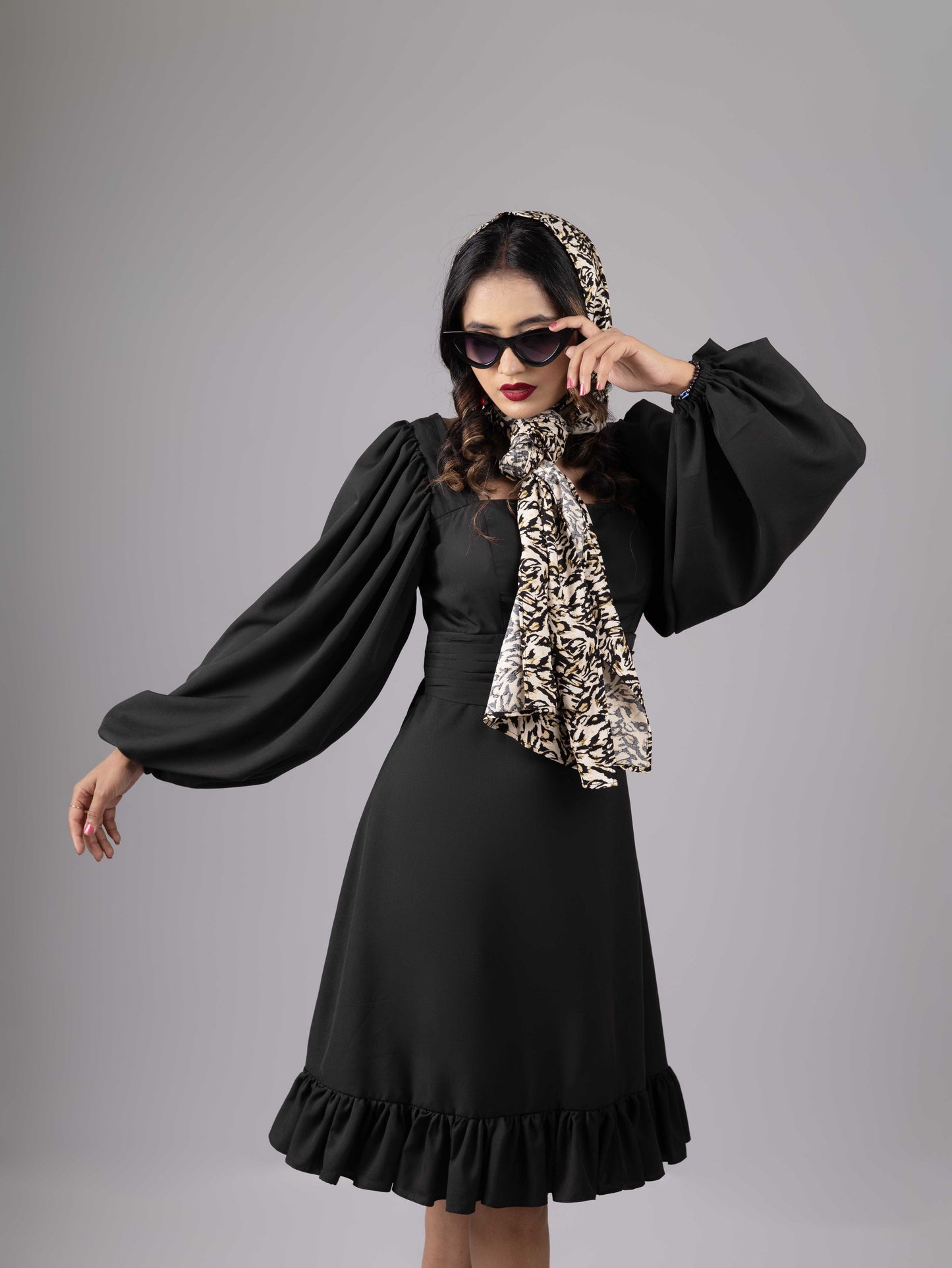 DREAMY JET BLACK  RUFFLE  ROBE