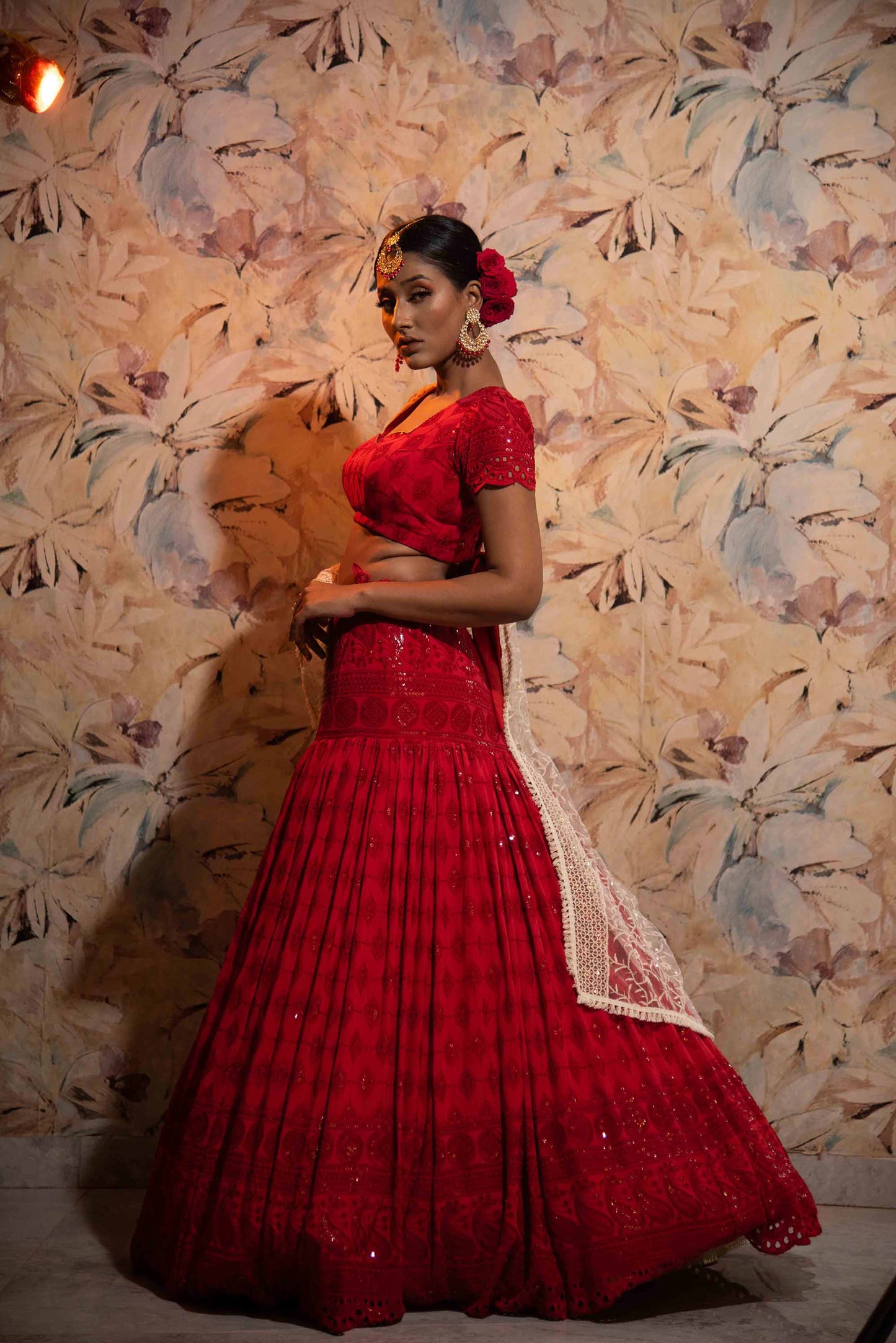 A LA MODE HERITAGE'S SCARLET  FISHCUT LEHENGA BLOUSE WITH  NET DUPATTA